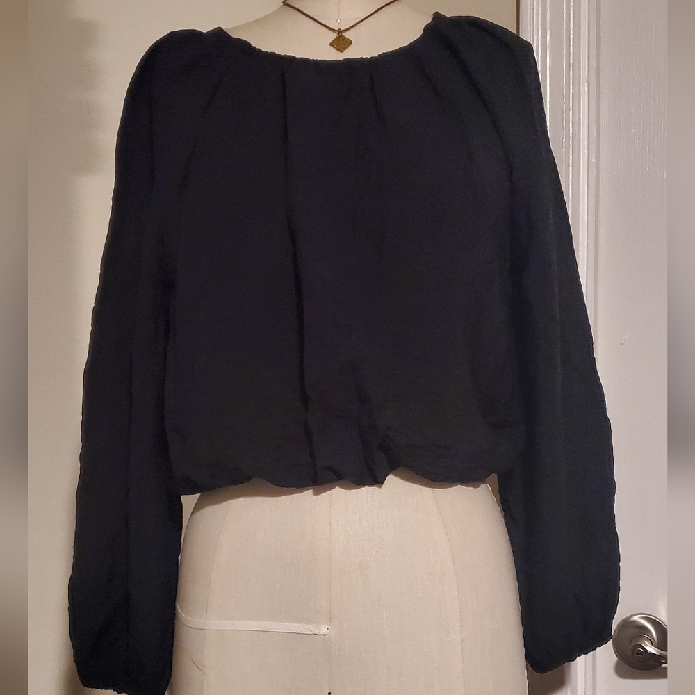 Balloon styled black blouse